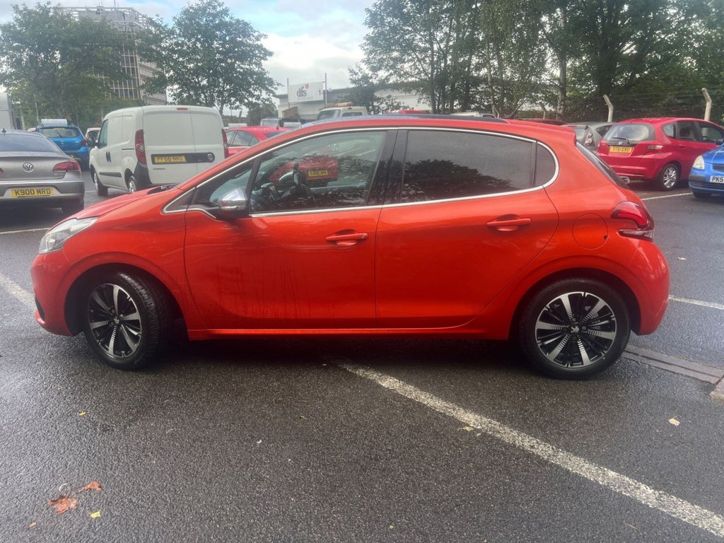 Used Peugeot 208 2018 for sale - 77383605: Photo 4
