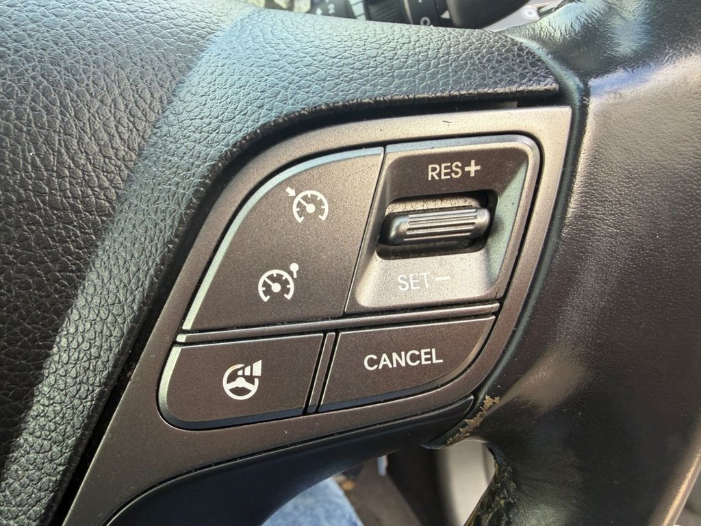 Used Hyundai Santa Fe 2015 for sale - 78069052: Photo 20