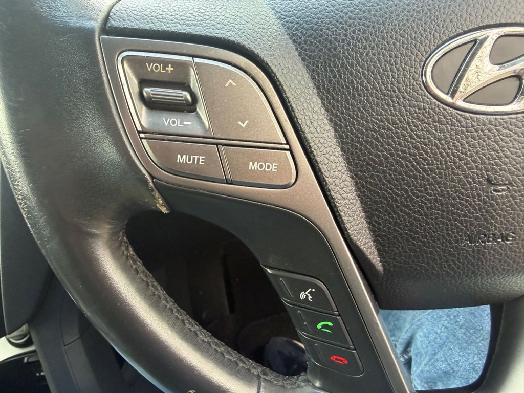 Used Hyundai Santa Fe 2015 for sale - 78069052: Photo 21