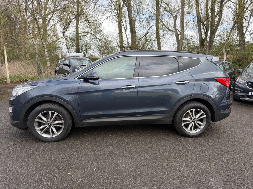 Used Hyundai Santa Fe 2015 for sale - 78069052: Photo 4