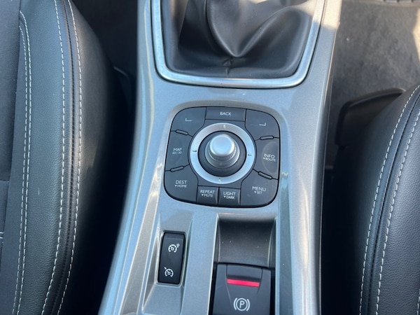 Used Renault Laguna 2011 for sale - 75456262: Photo 18