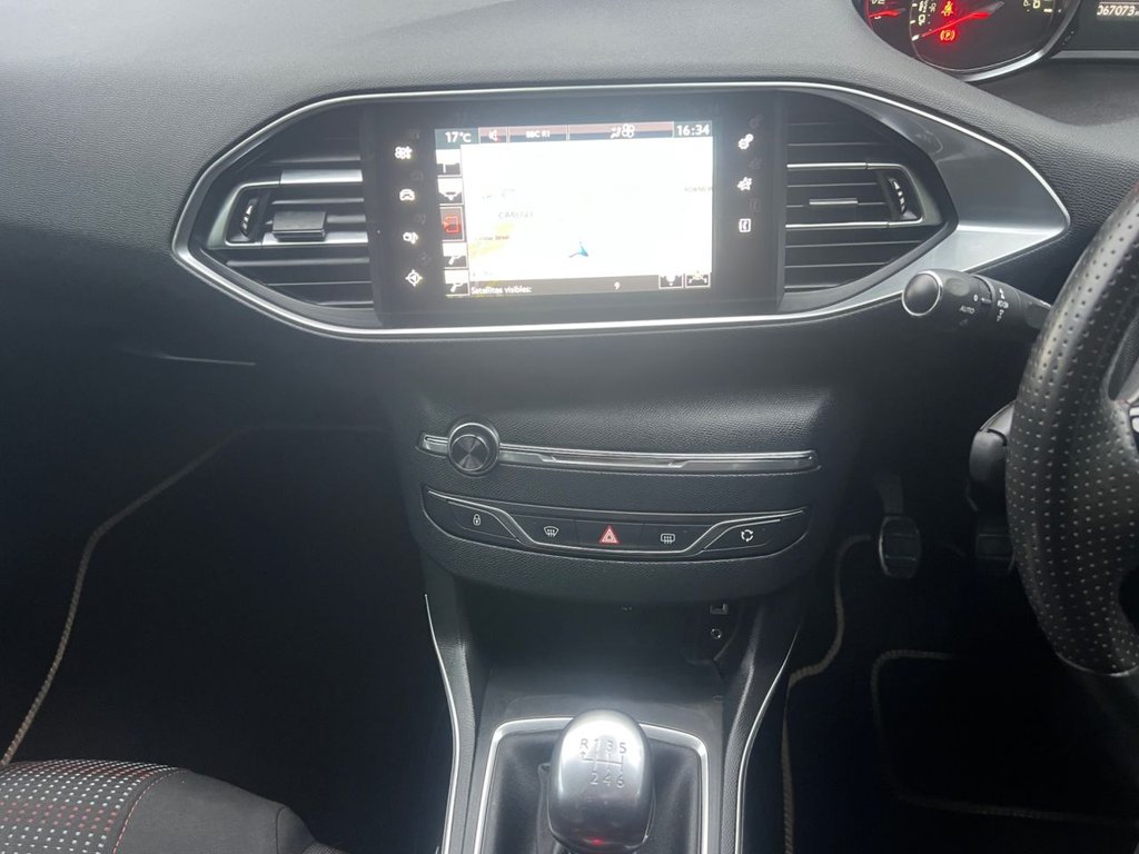 Used Peugeot 308 2017 for sale - 76132063: Photo 17