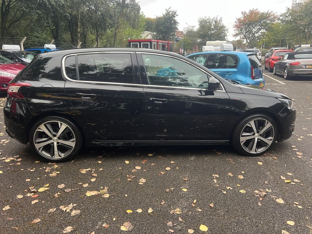 Used Peugeot 308 2017 for sale - 76132063: Photo 6