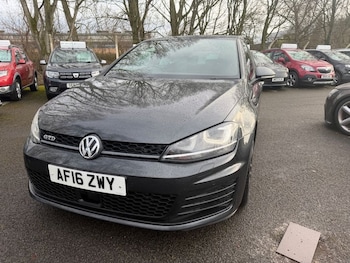 Used Volkswagen Golf 2016 for sale - 77563765: Photo