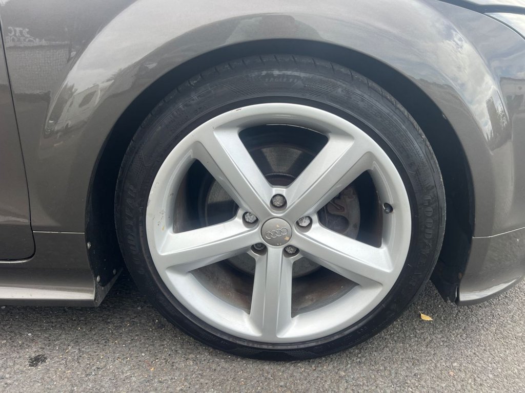 Used Audi TT 2011 for sale - 77383623: Photo 15