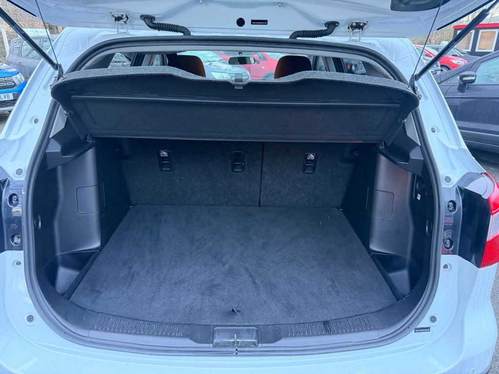 Used Suzuki SX4 S-Cross 2015 for sale - 77212131: Photo 10