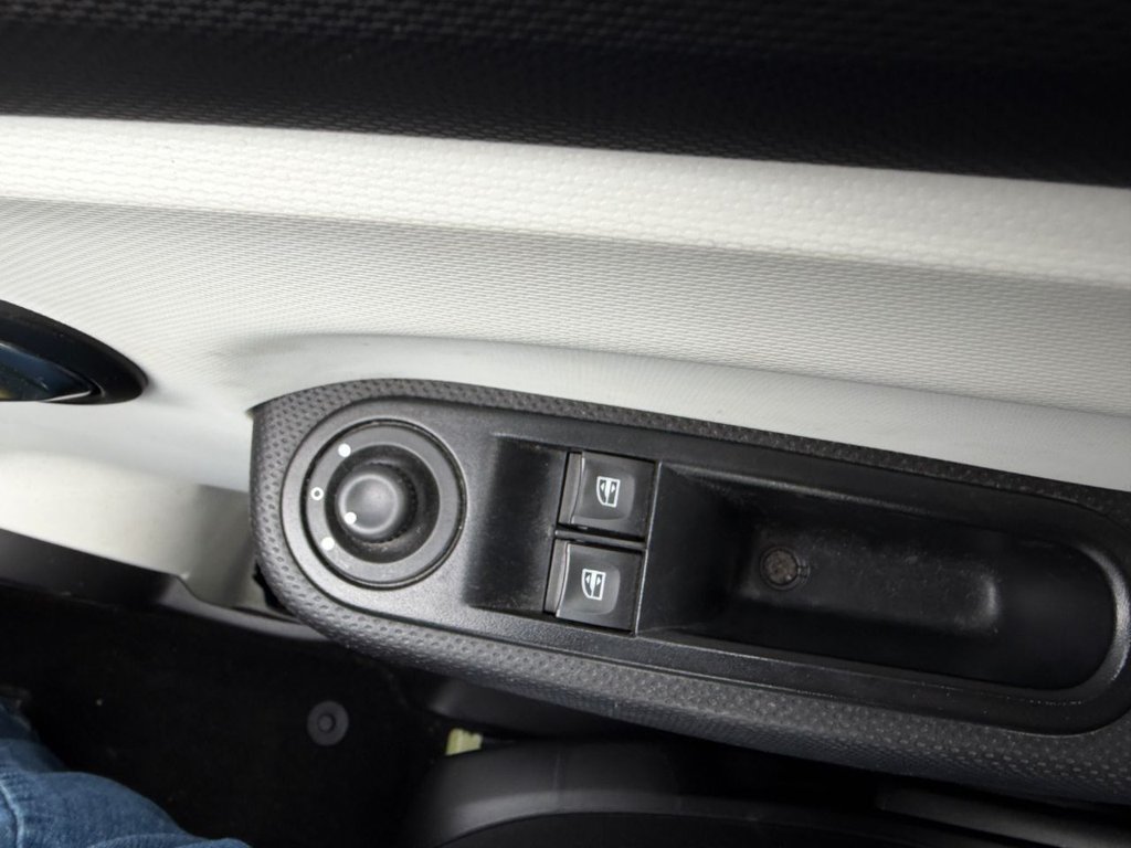 Used Renault Twingo 2016 for sale - 78029839: Photo 23