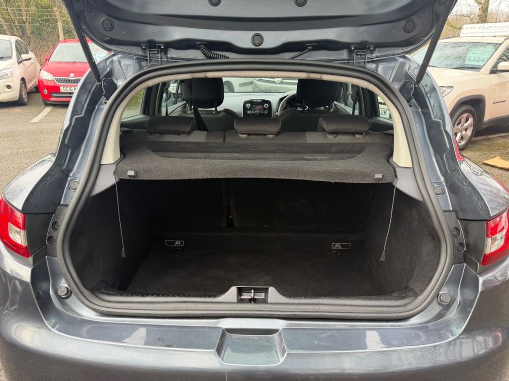 Used Renault Clio 2017 for sale - 77609356: Photo 15