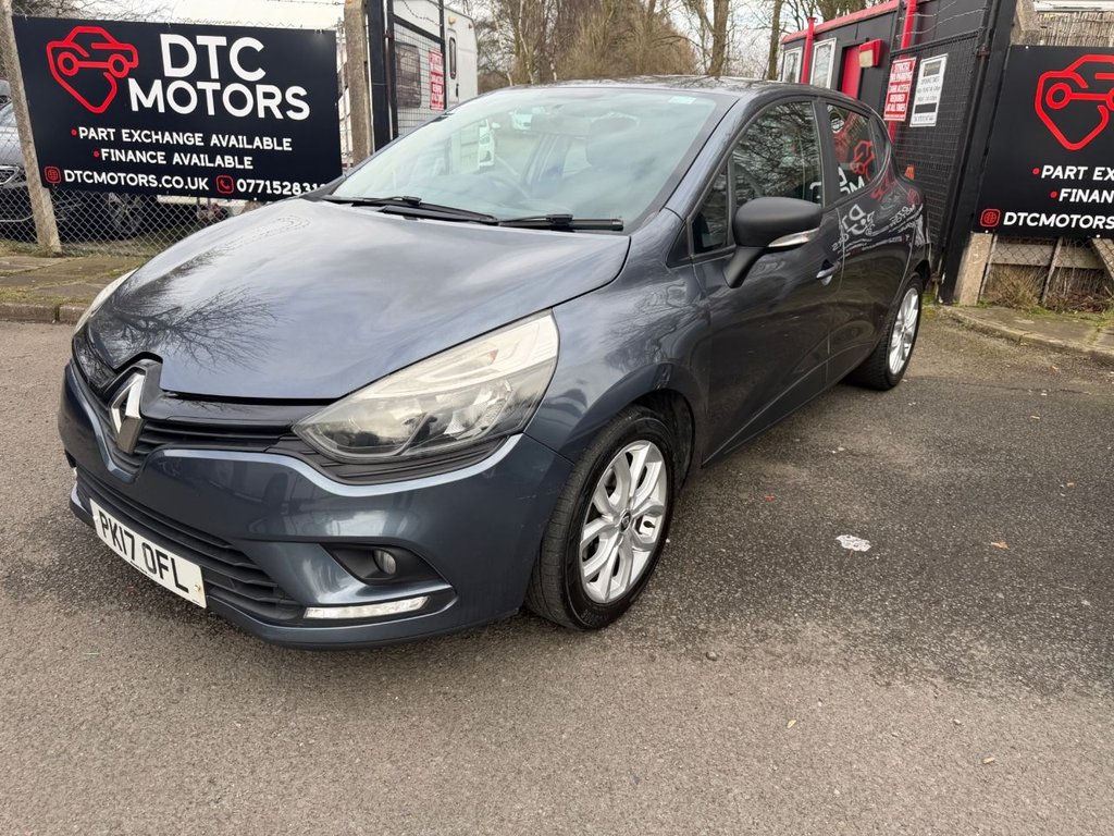 Used Renault Clio 2017 for sale - 77609356: Photo 2