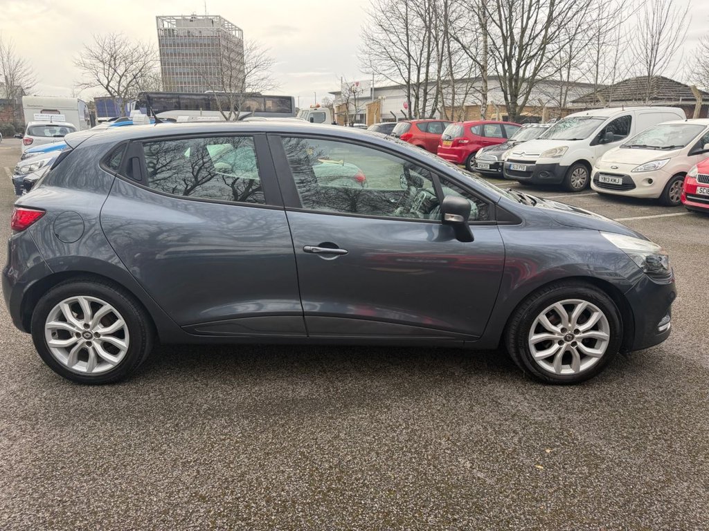 Used Renault Clio 2017 for sale - 77609356: Photo 8