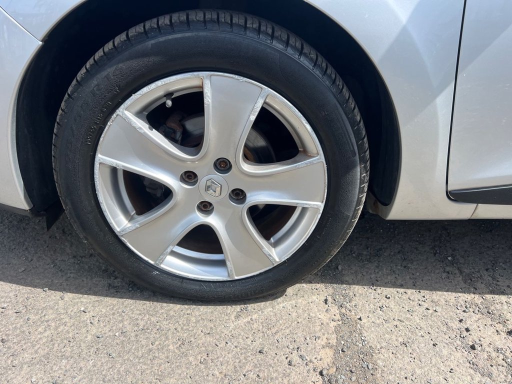 Used Renault Clio 2013 for sale - 76591083: Photo 9