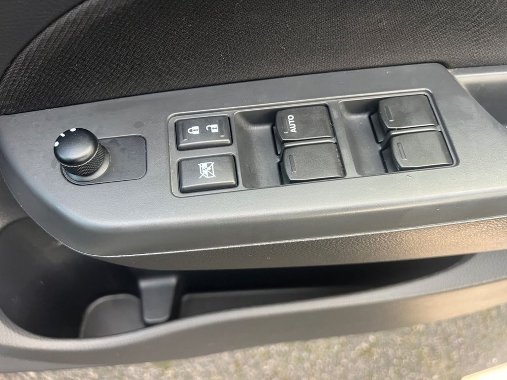 Used Suzuki Swift 2013 for sale - 76582339: Photo 19