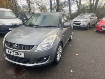 Used Suzuki Swift 2013 for sale - 76582339: Photo
