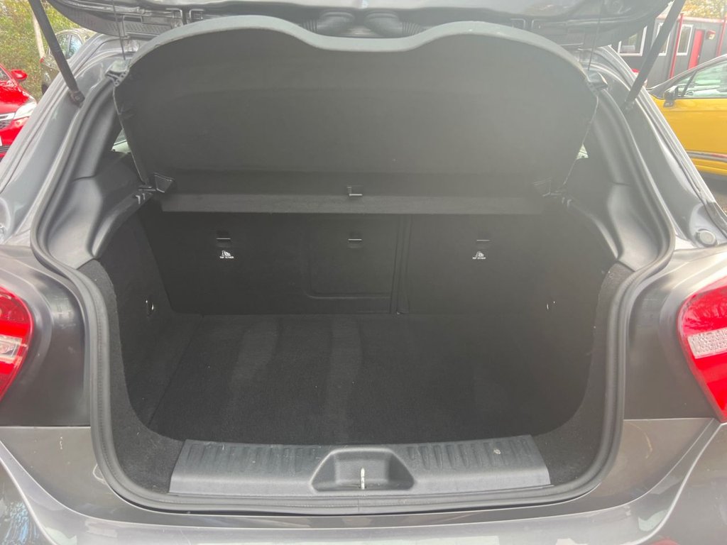 Used Mercedes-Benz A-Class 2015 for sale - 76386271: Photo 12