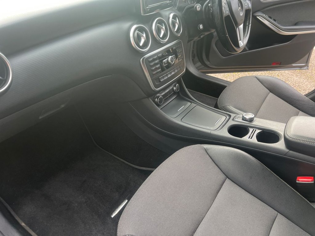 Used Mercedes-Benz A-Class 2015 for sale - 76386271: Photo 17