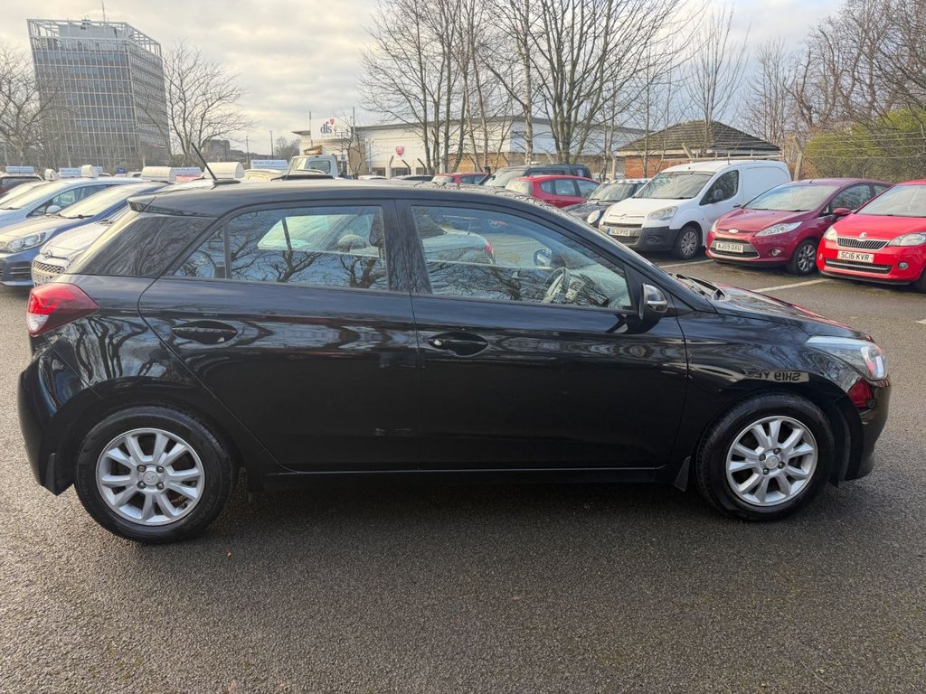 Used Hyundai i20 2016 for sale - 77394542: Photo 8