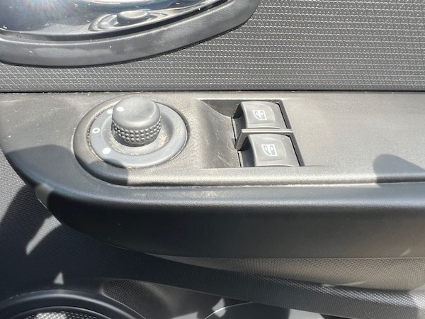 Used Renault Clio 2013 for sale - 75542770: Photo 20
