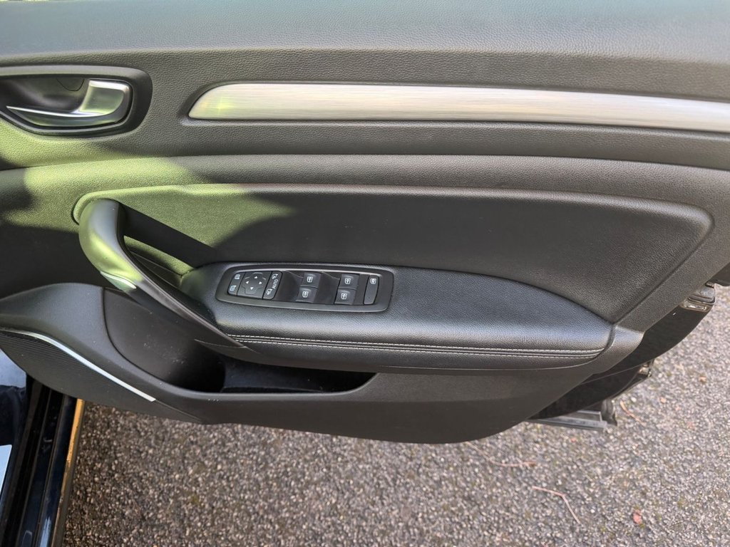 Used Renault Megane 2017 for sale - 77563893: Photo 17