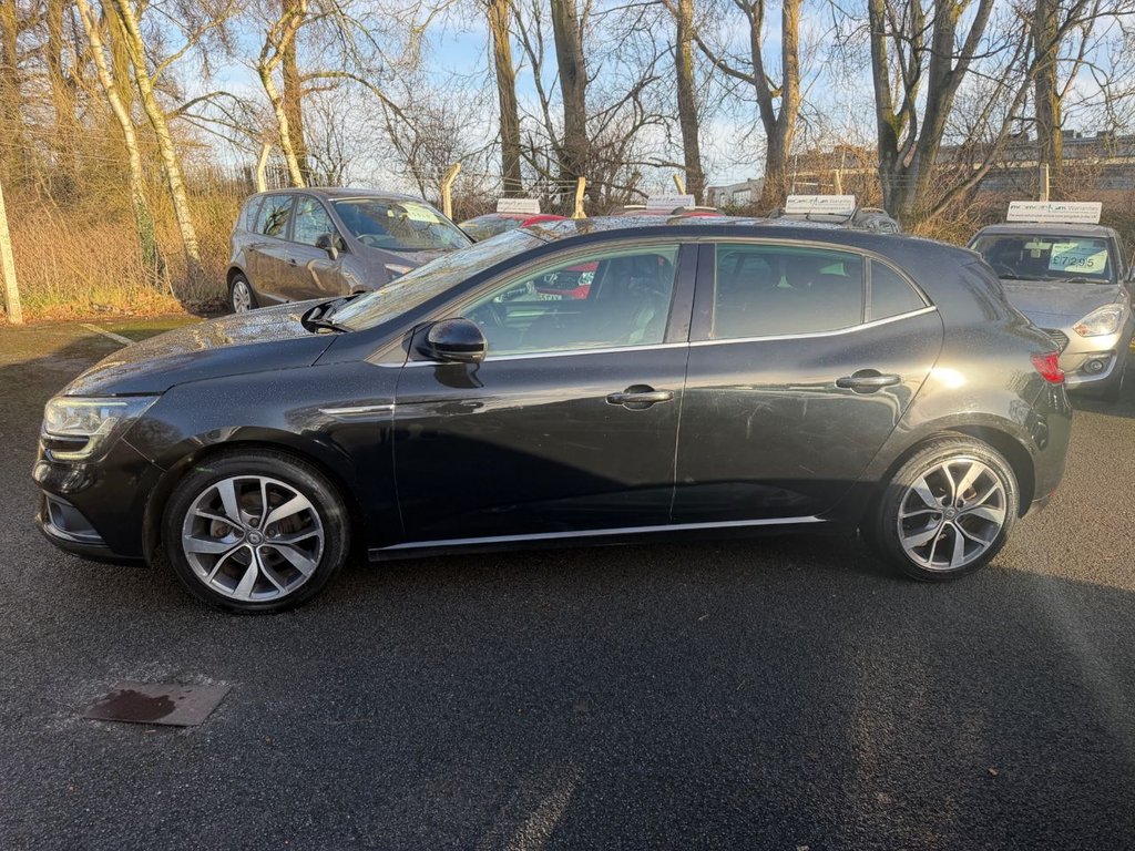 Used Renault Megane 2017 for sale - 77563893: Photo 3