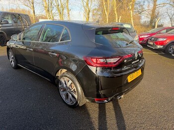 Used Renault Megane 2017 for sale - 77563893: Photo
