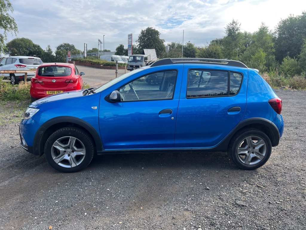 Used Dacia Sandero Stepway 2018 for sale - 77236792: Photo 3