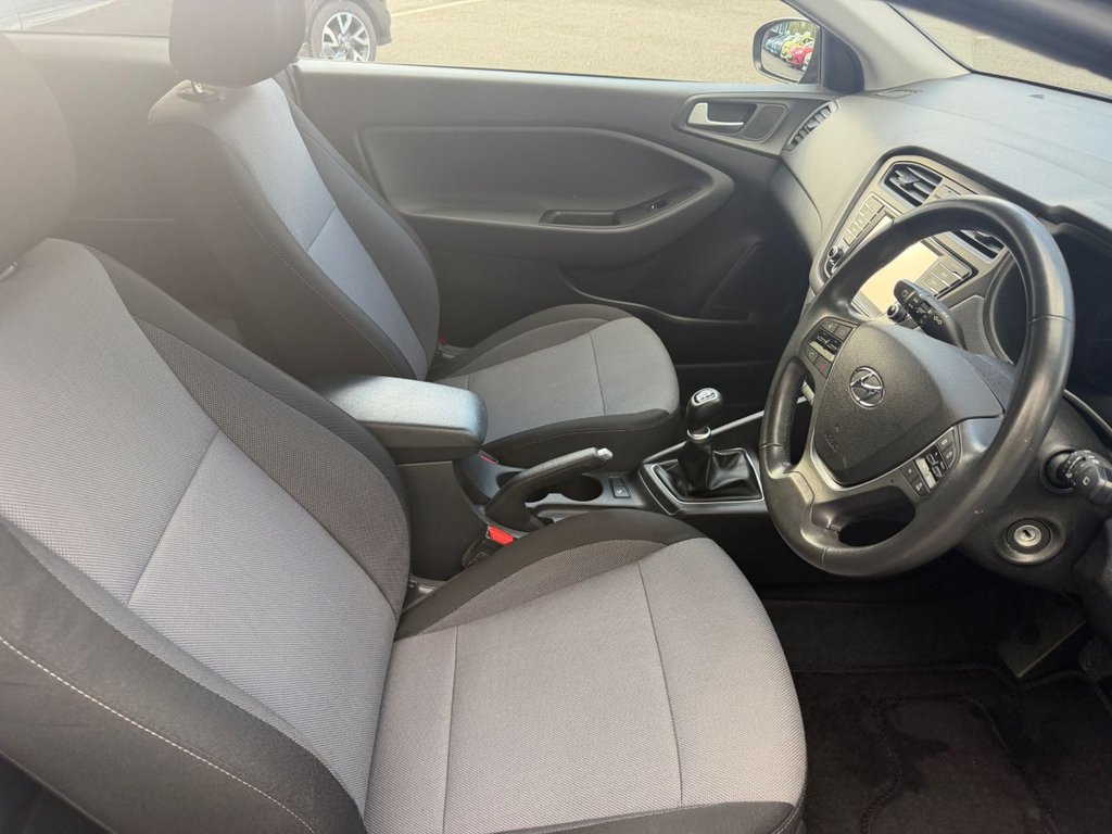 Used Hyundai i20 2015 for sale - 78180759: Photo 17