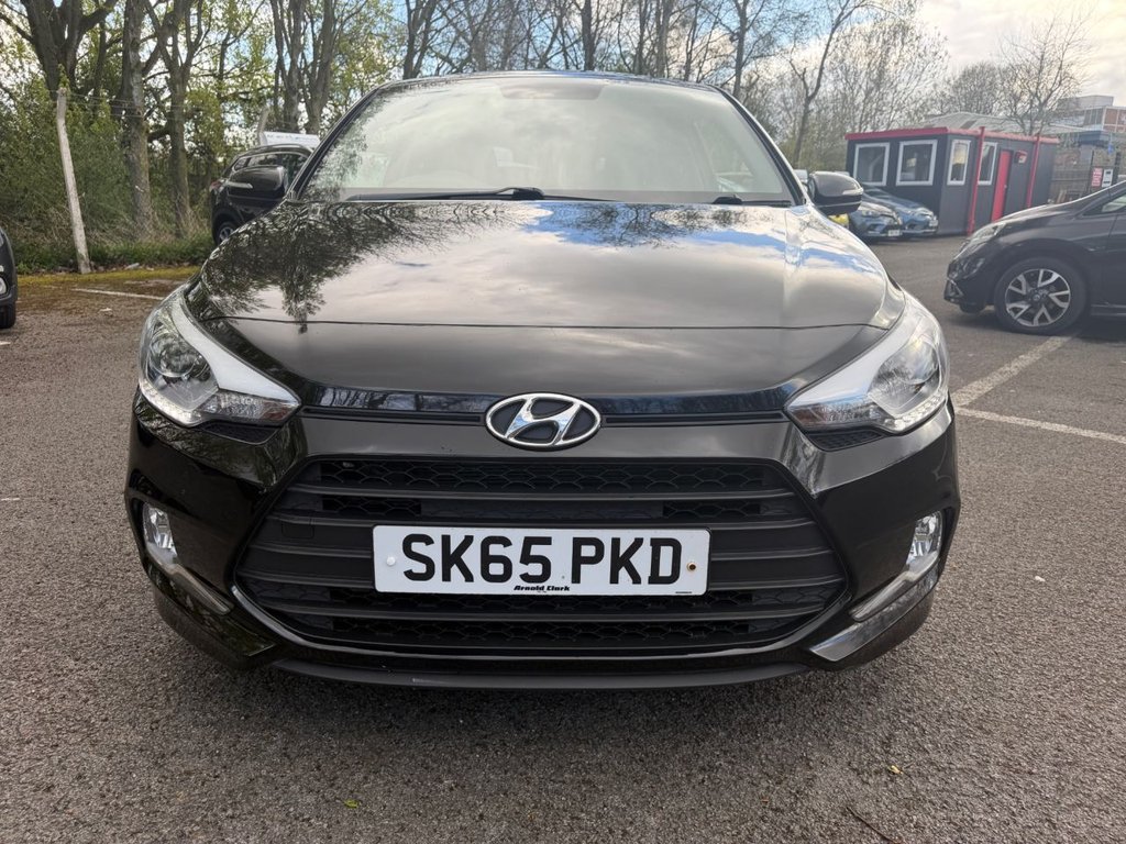 Used Hyundai i20 2015 for sale - 78180759: Photo 2