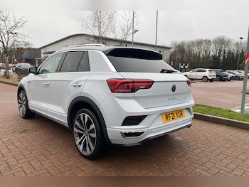 Used Volkswagen T-Roc 2021 for sale - 77377508: Photo