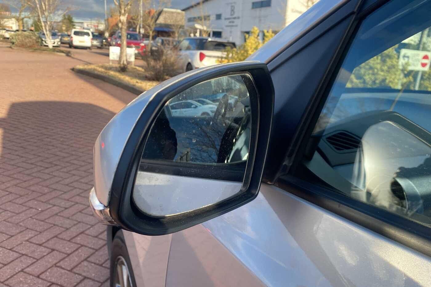 Used Hyundai i10 2014 for sale - 76666931: Photo 26