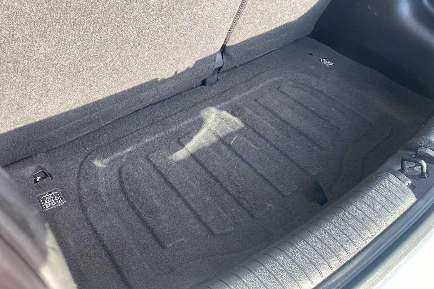 Used Hyundai i10 2014 for sale - 76666931: Photo 36