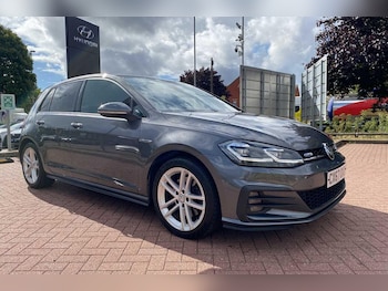 Volkswagen - Golf