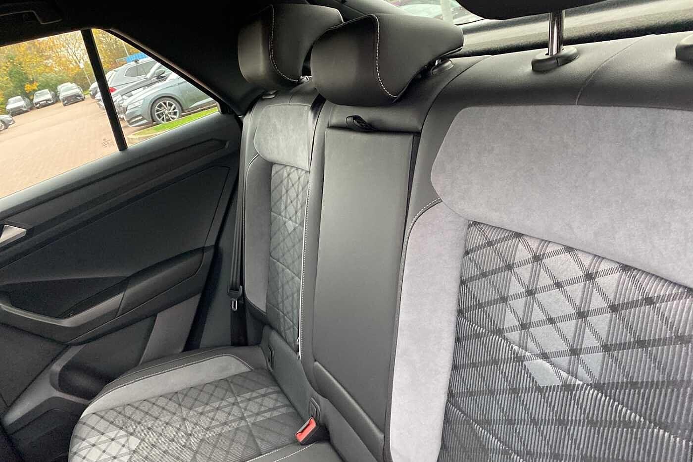 Used Volkswagen T-Roc 2023 for sale - 76440843: Photo 10