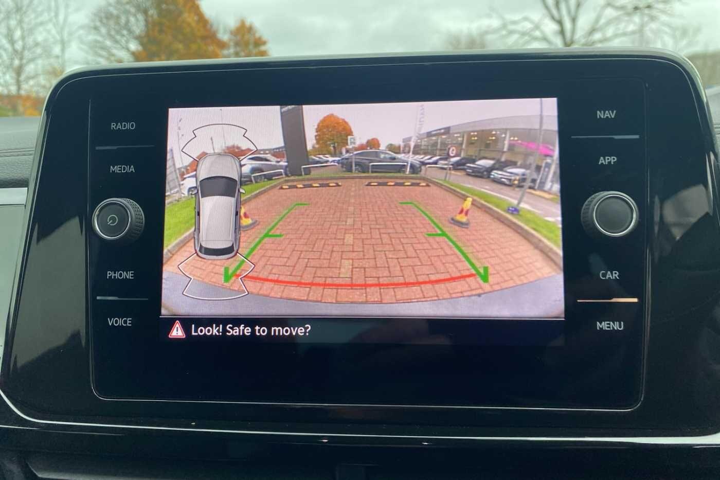 Used Volkswagen T-Roc 2023 for sale - 76440843: Photo 49