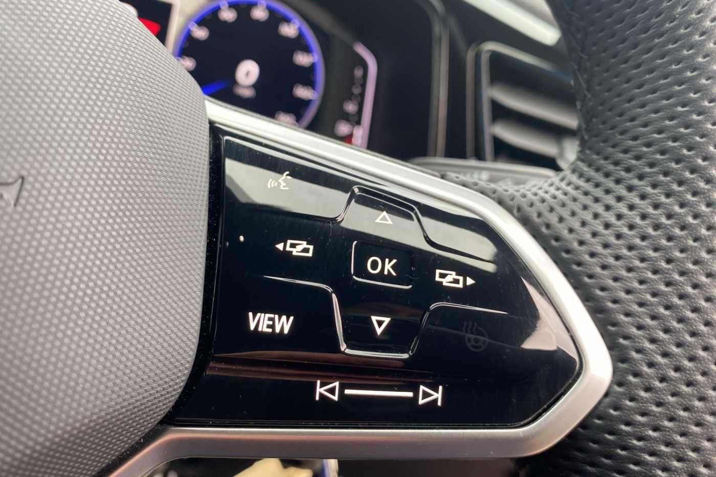 Used Volkswagen T-Roc 2023 for sale - 76440843: Photo 53