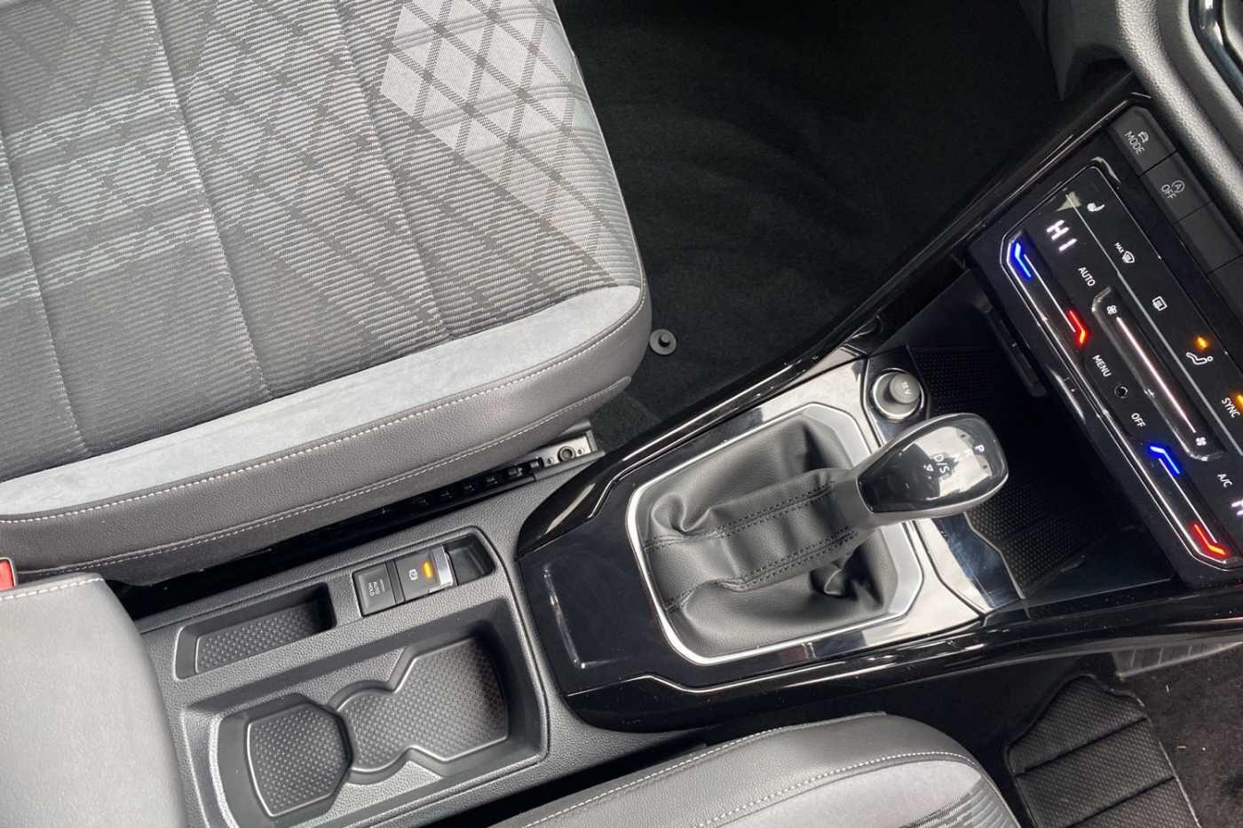 Used Volkswagen T-Roc 2023 for sale - 76440843: Photo 56