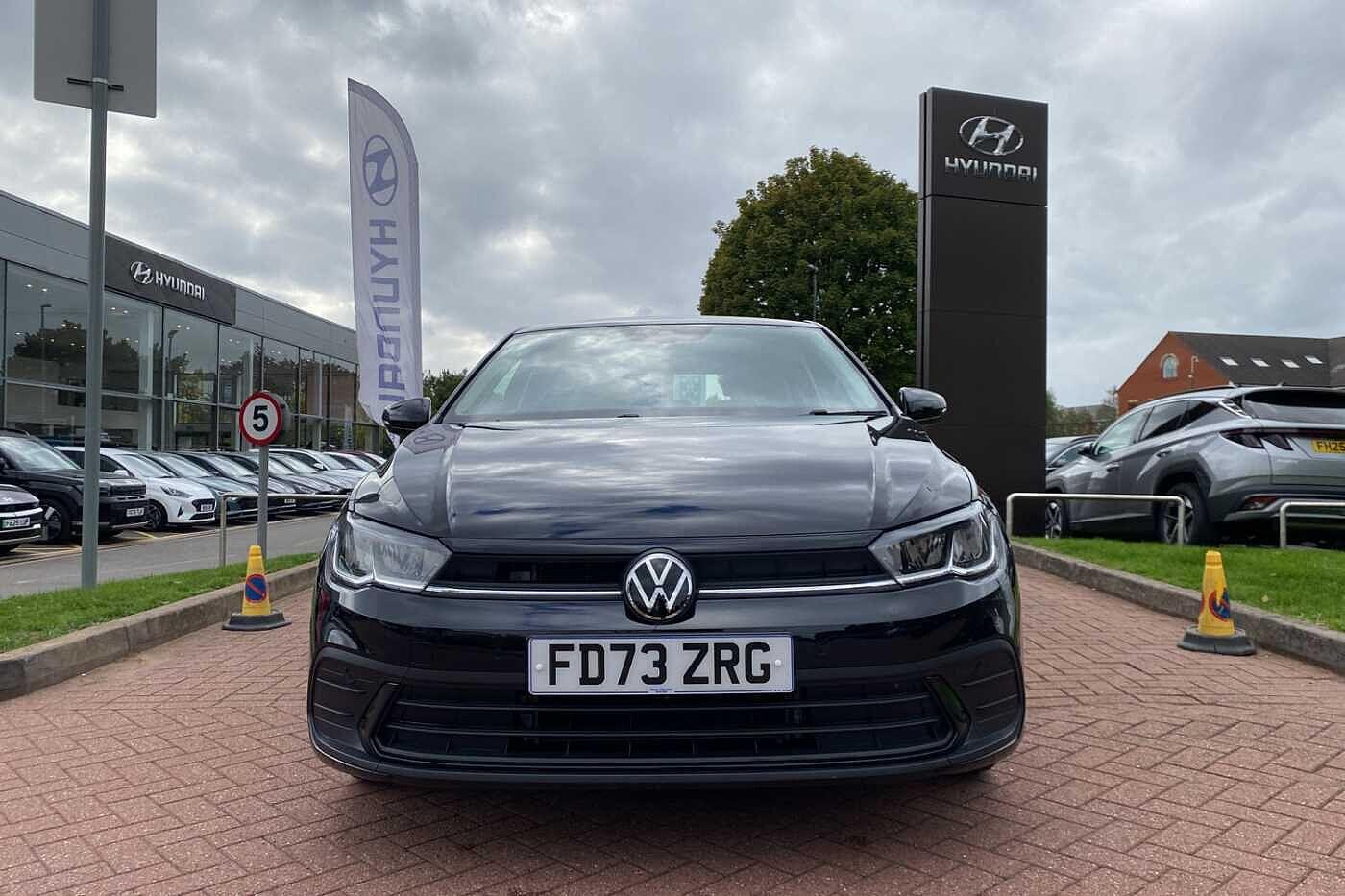 Used Volkswagen Polo 2024 for sale - 76214386: Photo 2