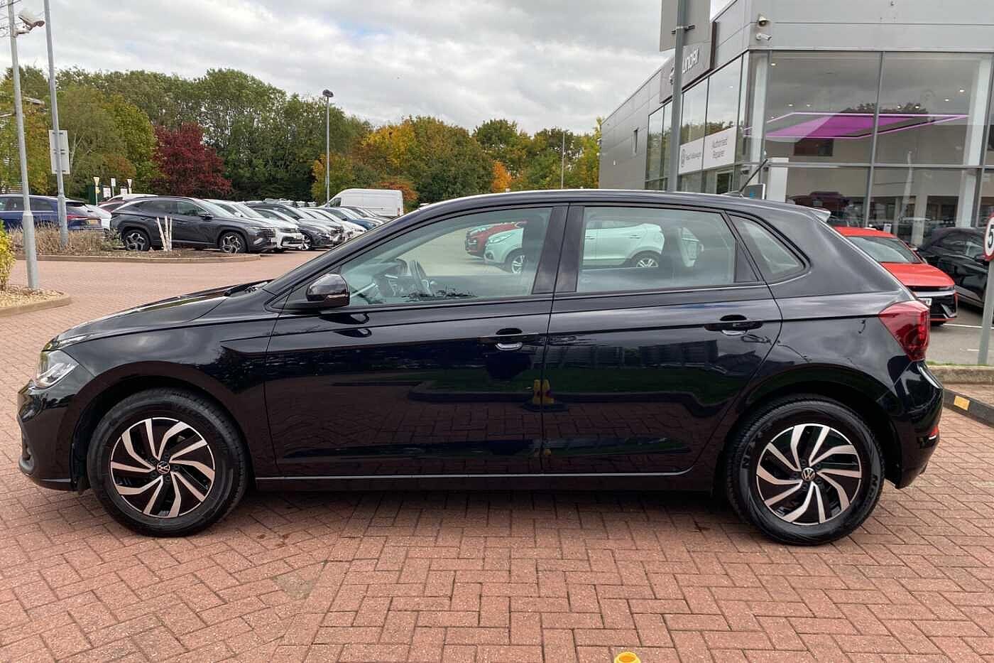 Used Volkswagen Polo 2024 for sale - 76214386: Photo 4