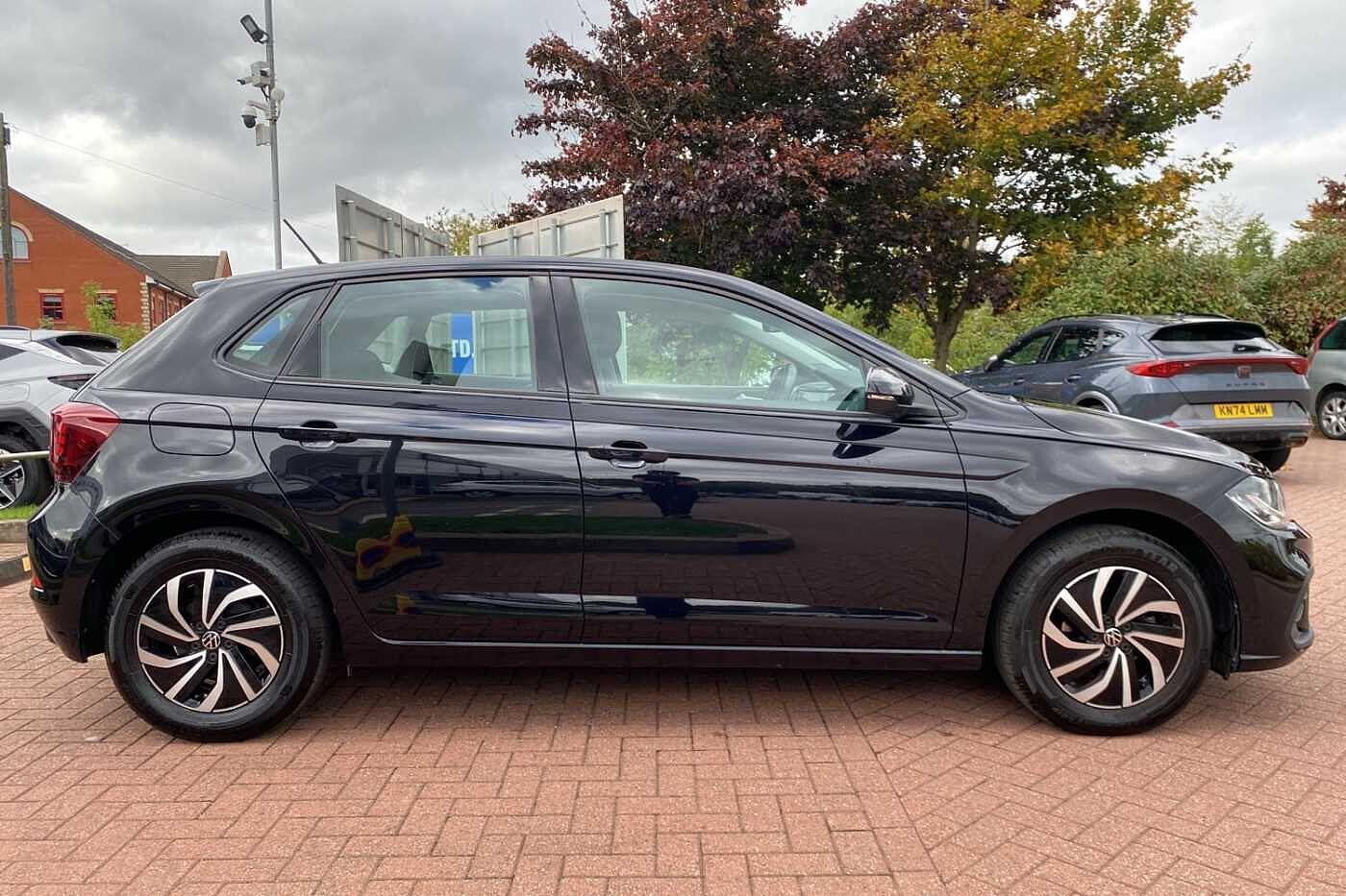 Used Volkswagen Polo 2024 for sale - 76214386: Photo 7