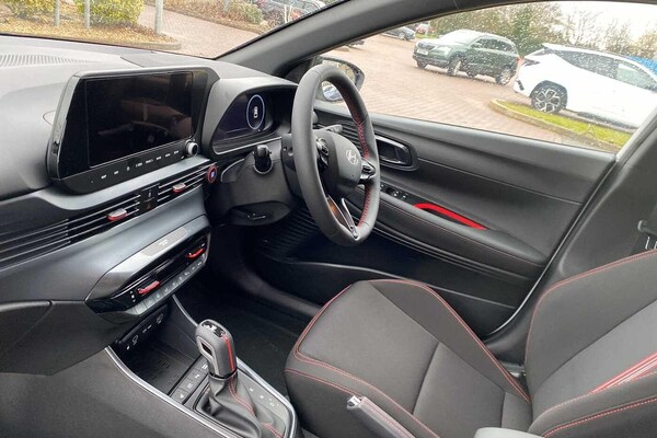 Used Hyundai i20 for sale - 75825945: Photo 2