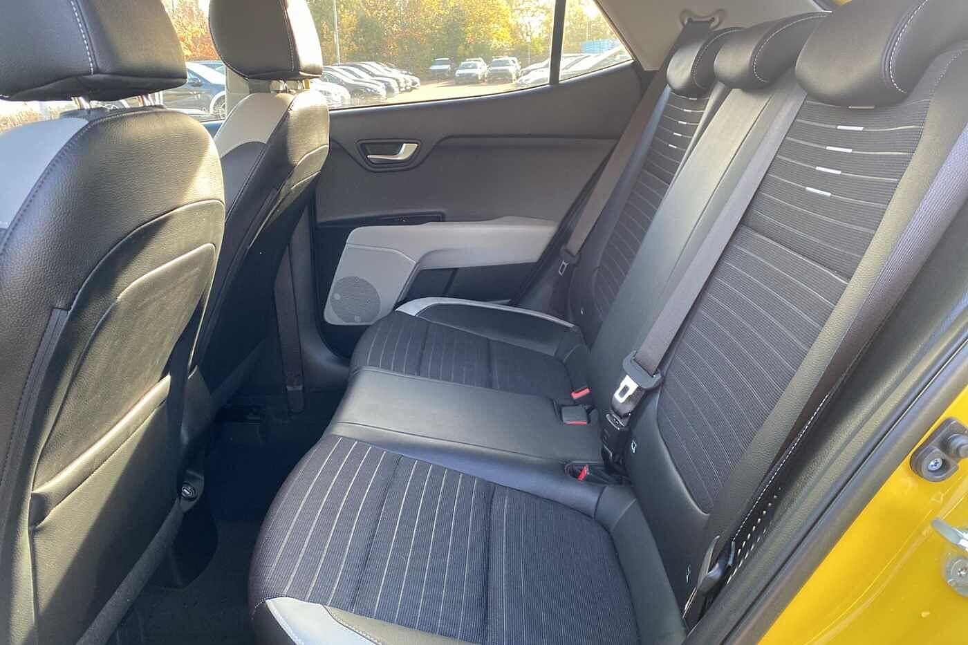 Used Kia Stonic 2023 for sale - 76389397: Photo 29