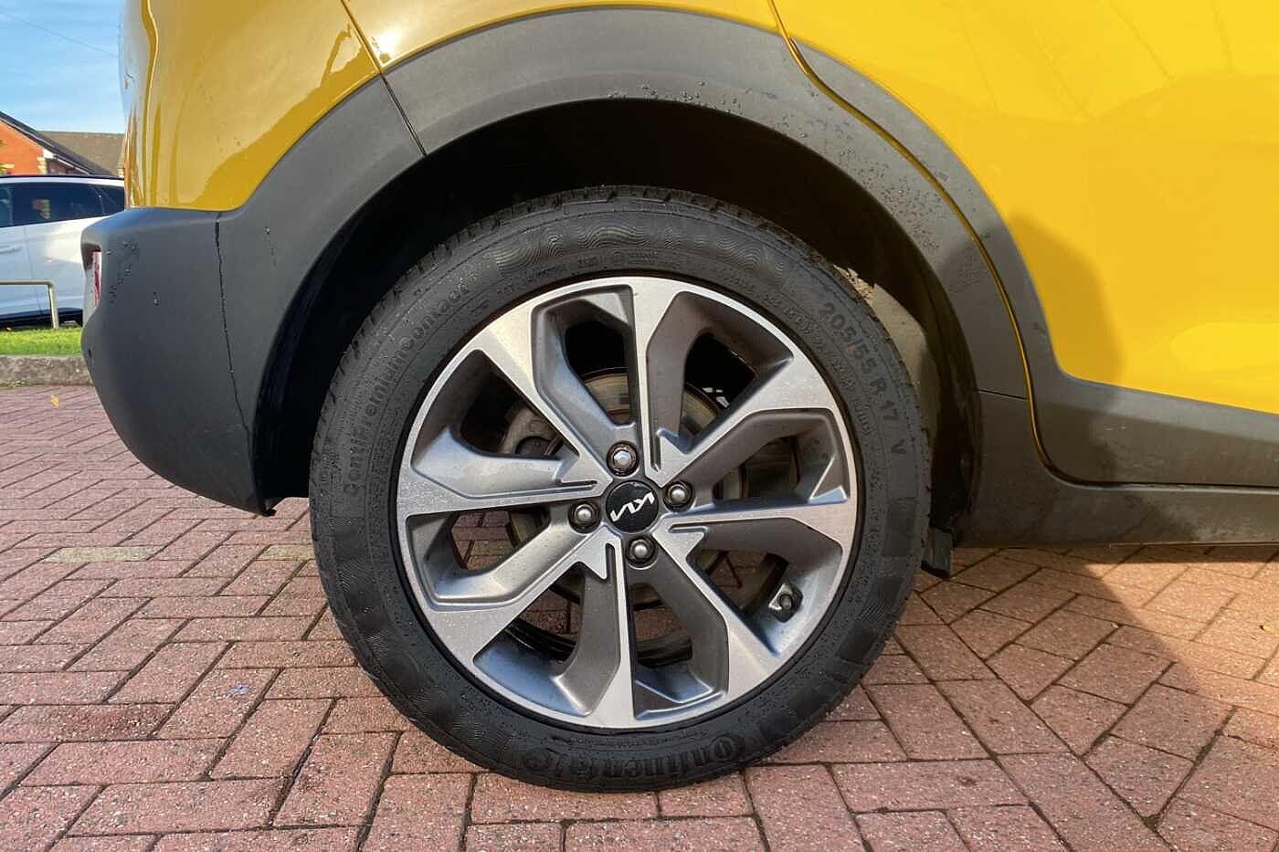 Used Kia Stonic 2023 for sale - 76389397: Photo 38