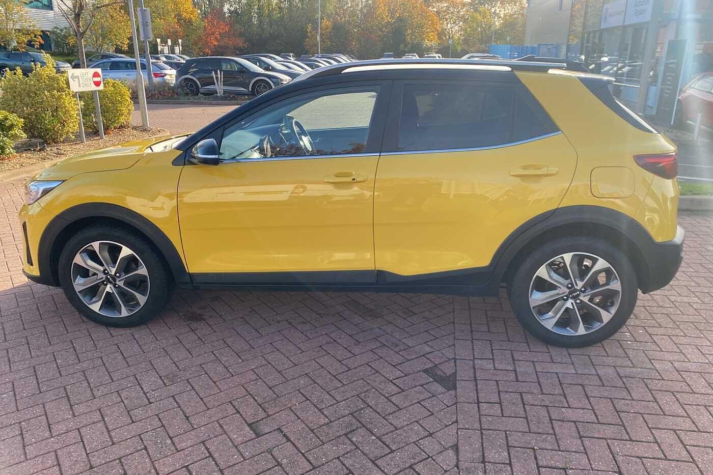 Used Kia Stonic 2023 for sale - 76389397: Photo 8