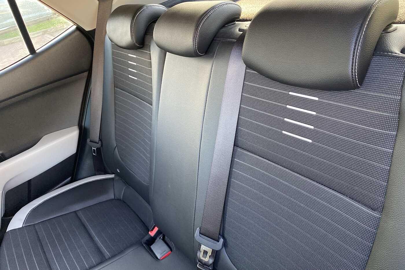 Used Kia Stonic 2023 for sale - 76389397: Photo 9