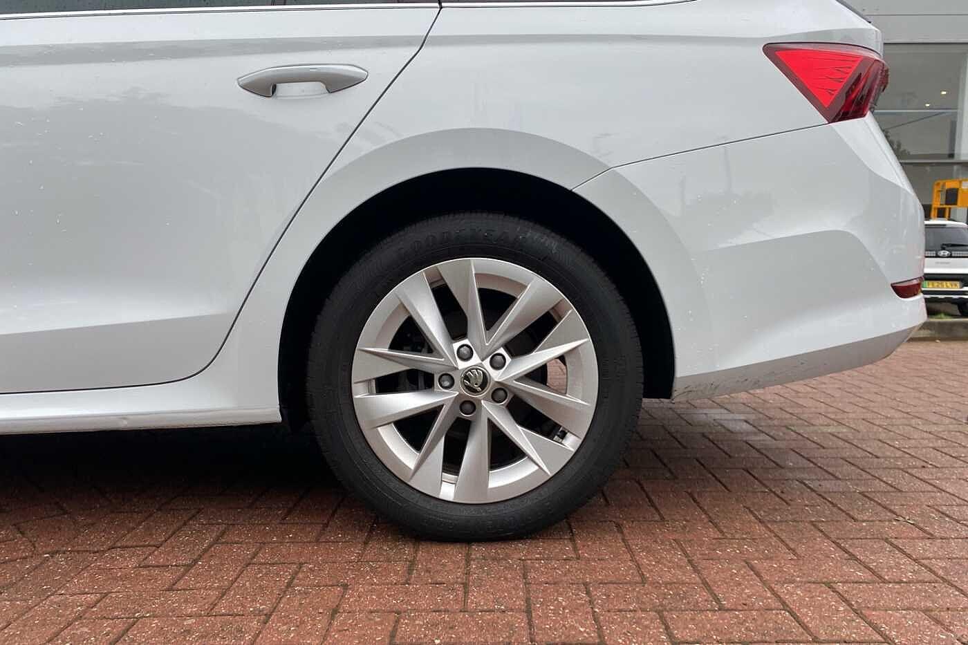 Used Skoda Octavia 2022 for sale - 76001054: Photo 5