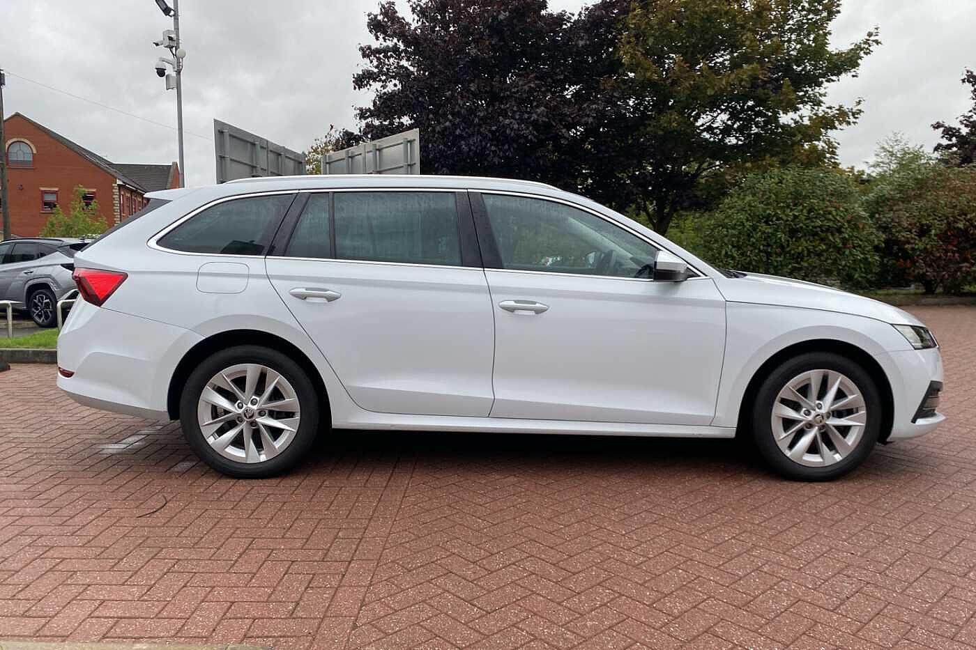 Used Skoda Octavia 2022 for sale - 76001054: Photo 9