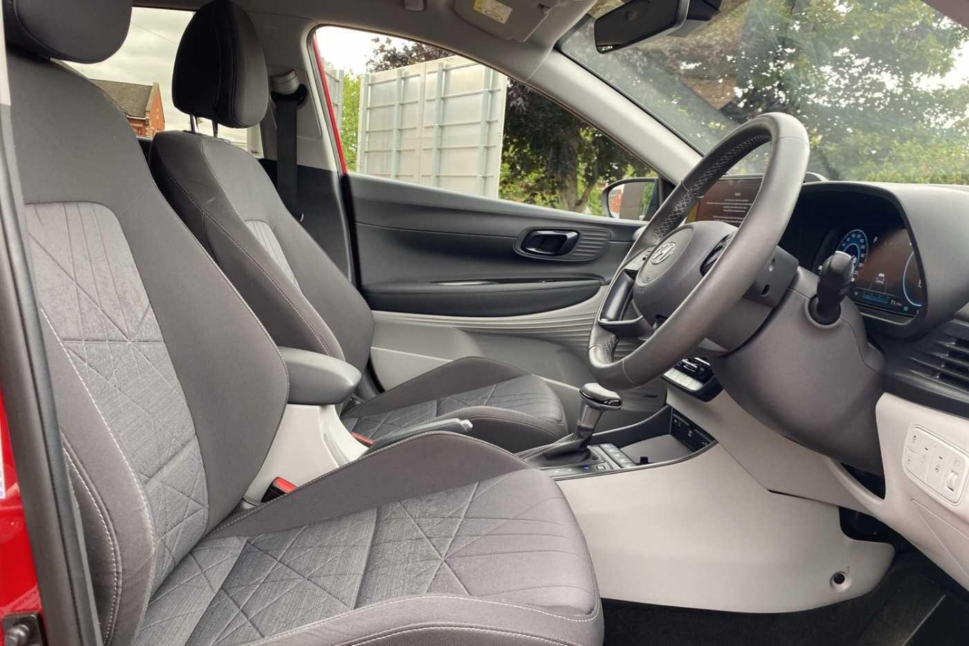 Used Hyundai BAYON 2022 for sale - 76200336: Photo 23