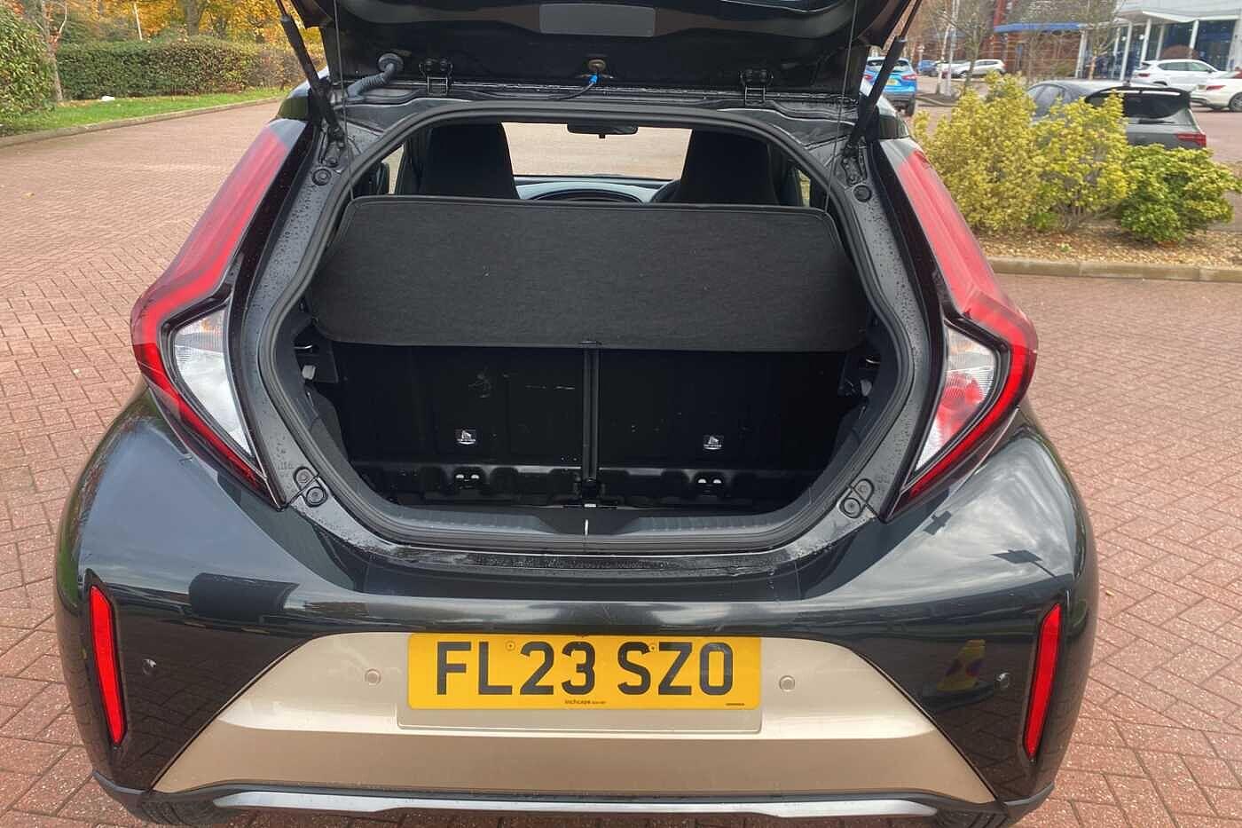 Used Toyota Aygo X 2023 for sale - 76473152: Photo 37