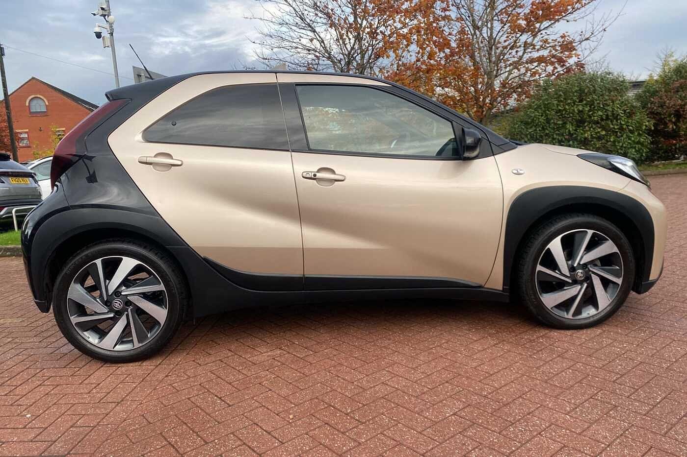 Used Toyota Aygo X 2023 for sale - 76473152: Photo 4