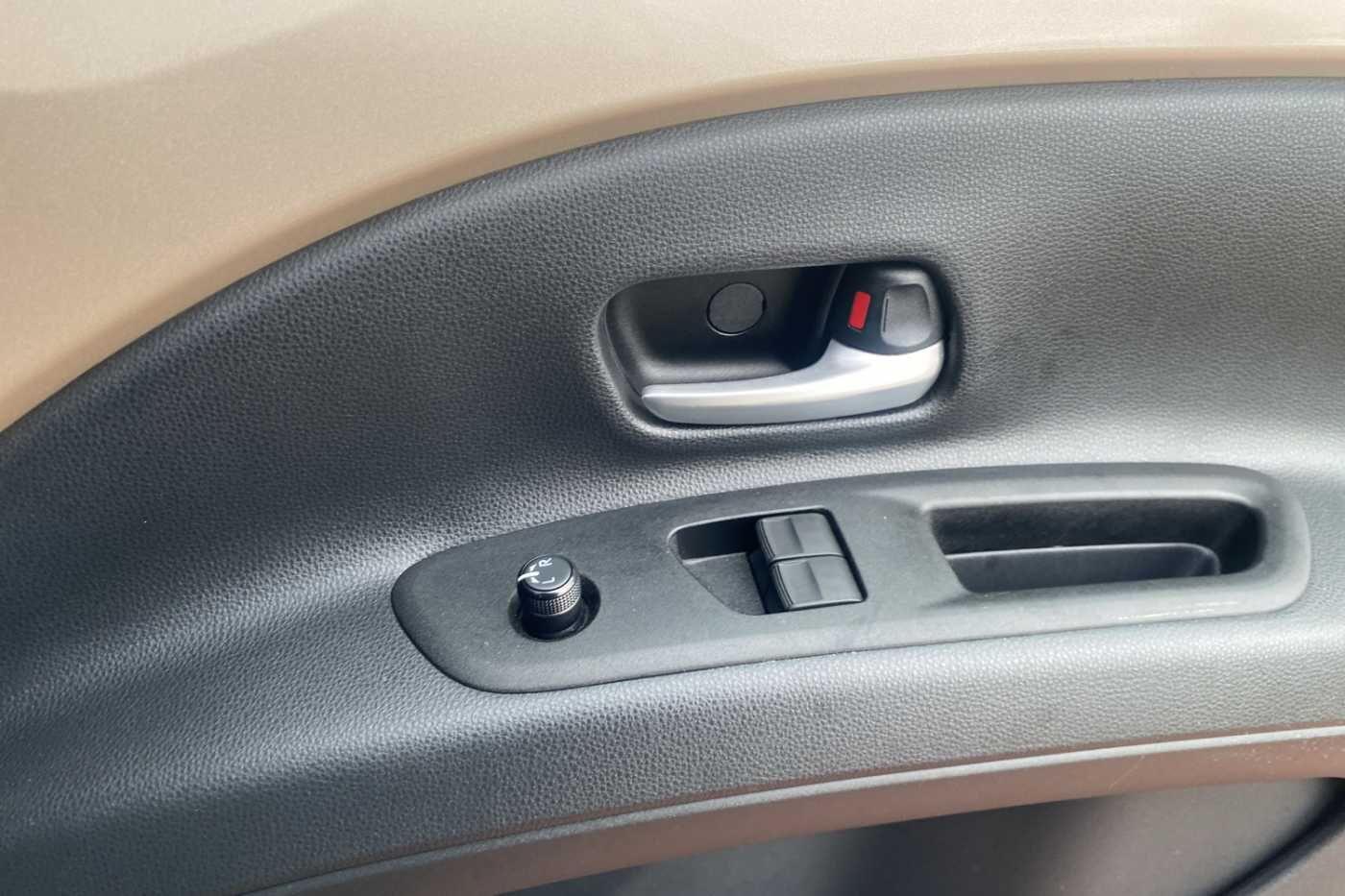 Used Toyota Aygo X 2023 for sale - 76473152: Photo 60