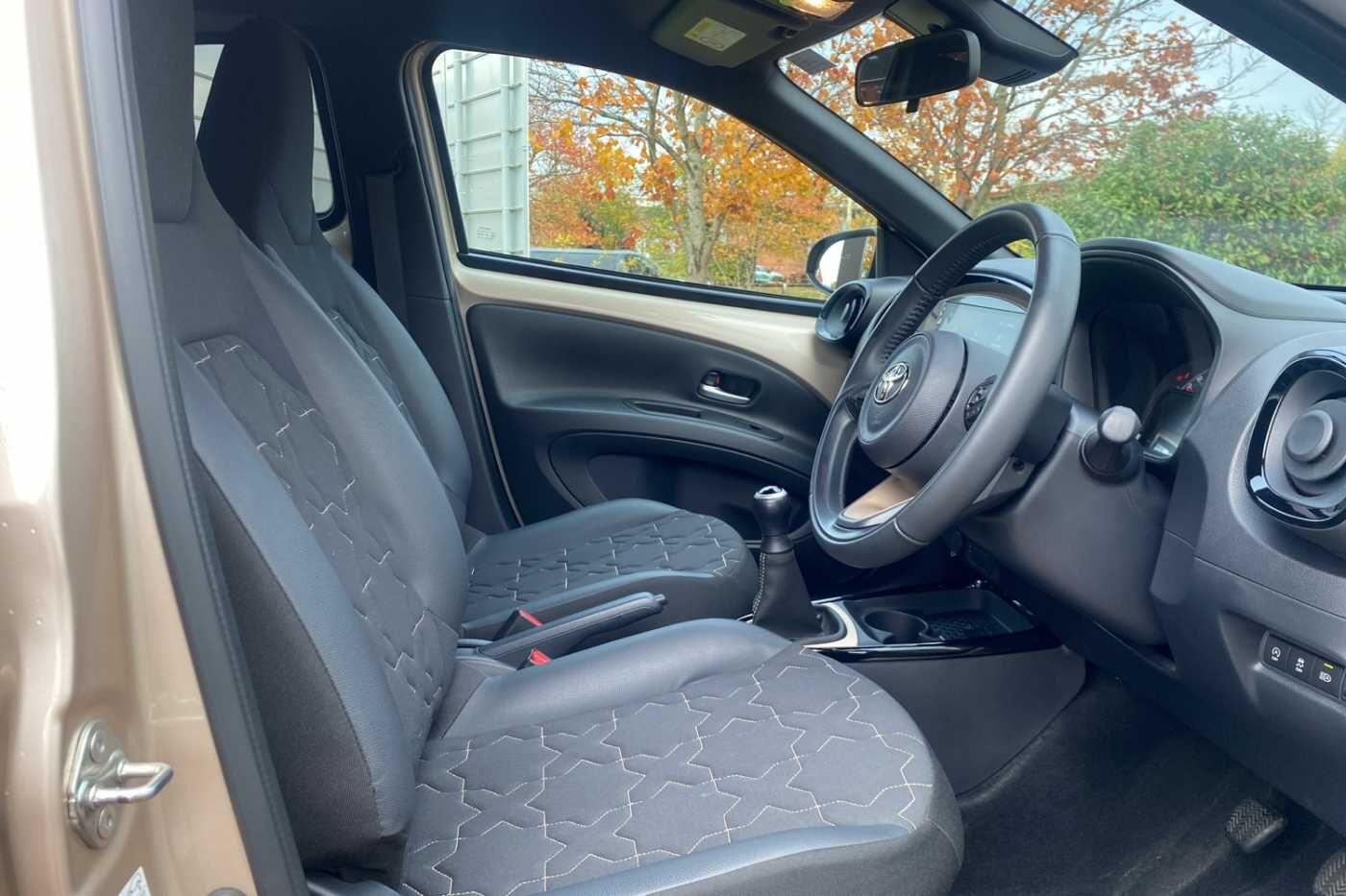 Used Toyota Aygo X 2023 for sale - 76473152: Photo 71